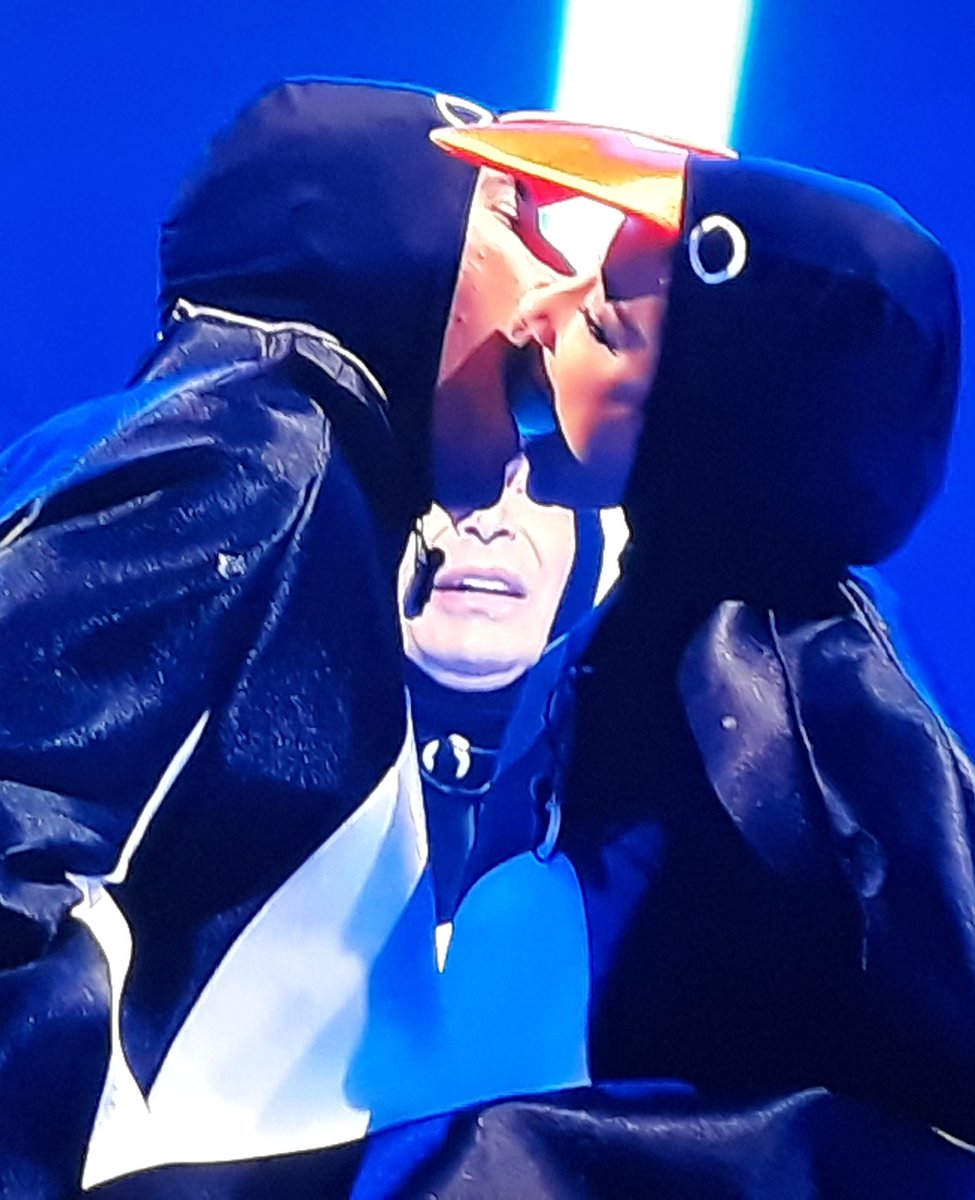 BassPau's tweet photo. LA ESTAMPA https://t.co/ZFeYjzGNUX