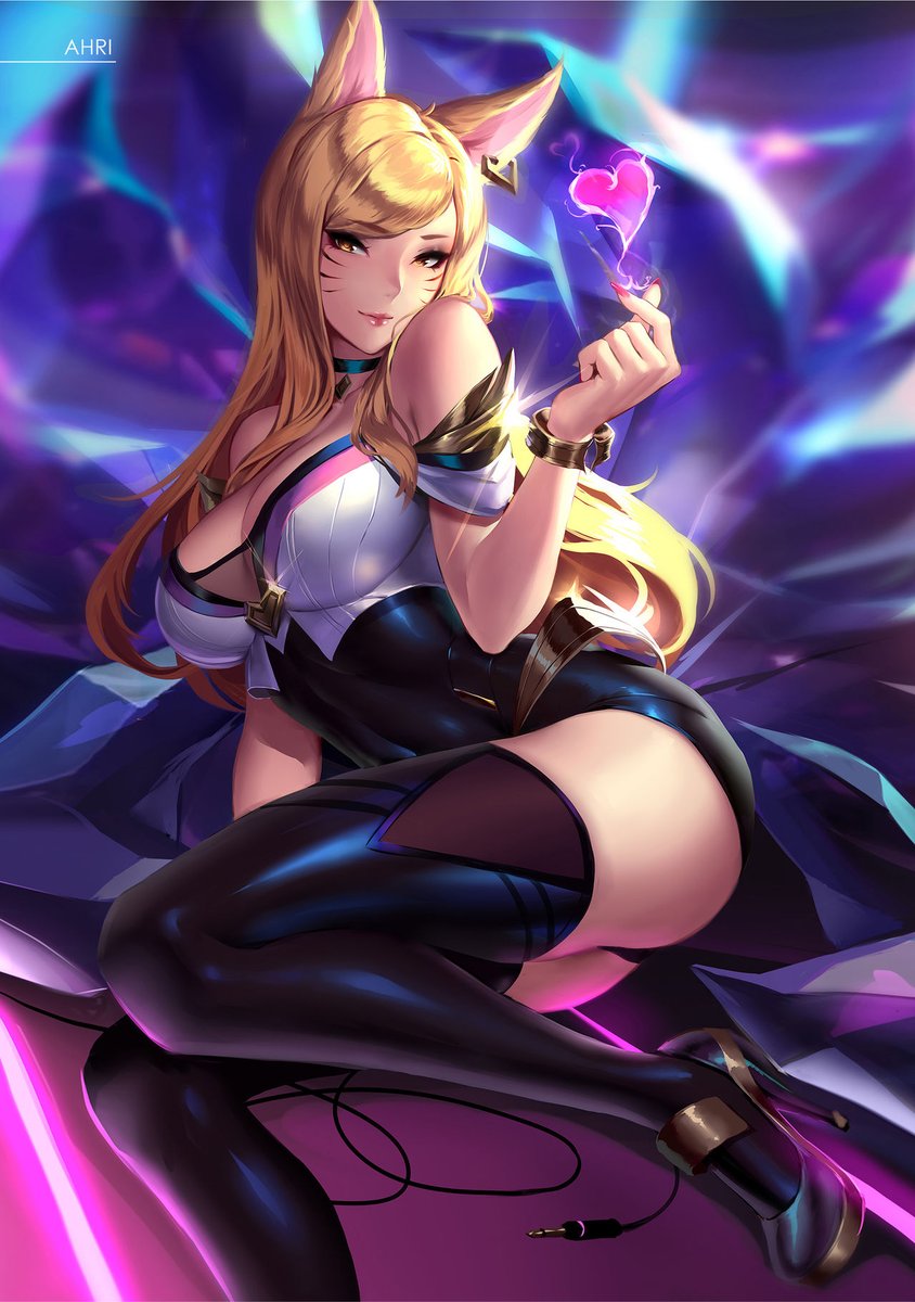 If you catch her like this, you better whip out your dick and stuff her full of it.

     `` Put that thing inside , you don't need protection. ``

    ♡ #lewdrp ♡