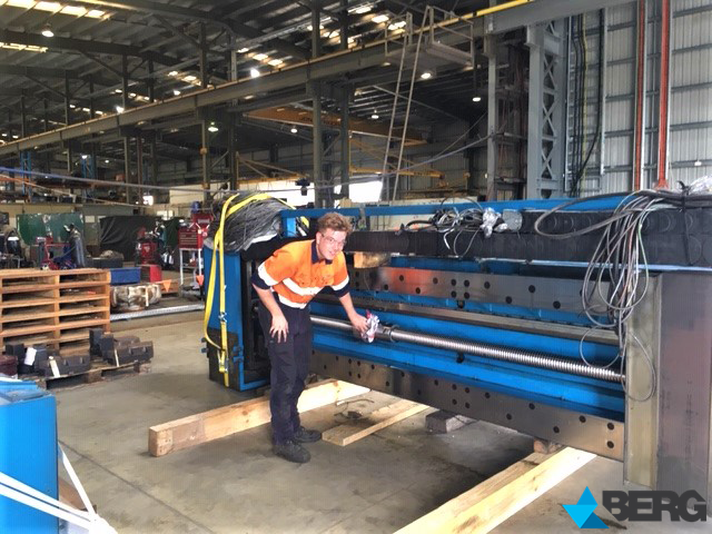 It was perhaps less exciting after the Christmas break for Jackson, tasked with cleaning some of the Titan's components ahead of installation under the watchful eye of his Father Rick! As a family owned business #BergEngineering also consider #ourteamourfamily.
#ItsaBergthing