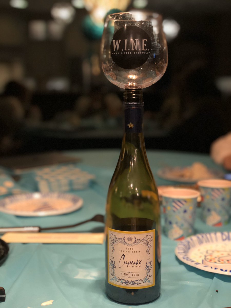 bigredeventer's tweet photo. How we feeling about my 21st gift? Because I’m feeling it #3hours https://t.co/khXLgK3lGG