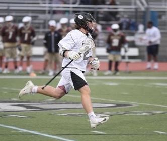 toplaxrecruits's tweet image. Uncommitted Spotlight: Drew Carpenter, 2021 MF, of @SouthShoreLax &amp;amp; Egg Harbor Twp. (N.J.) - bit.ly/2tb1T5D
