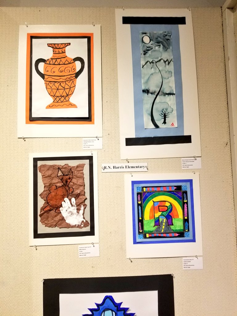 NESAPKJones's tweet photo. #howdidyouSOARtoday🦅
Truly enjoyed @DurhamPublicSch Finest Art Students being acknowledged at the @NCCU Art Museum today! #Unstoppable #WeareDPS #IgnitingLimitlessPotential #SOARingEagles https://t.co/UdaMeRA2mZ
