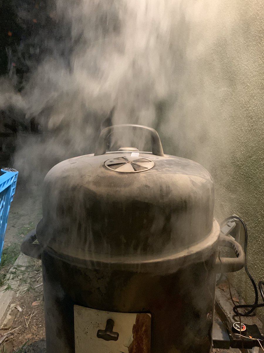 TeachtheTech's tweet photo. Getting ready for @CoachellaCUE #bbCUE happening on January 25th. Might as well get in the spirit and enjoy some of that #edumeat https://t.co/0dkBsgbKoo