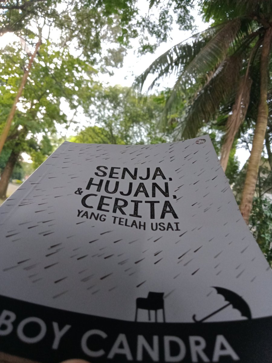 FarhanPry's tweet photo. "kamu memang sebaiknya menjauh,biar aku kembali menata hatiku agar utuh.
@dsuperboy https://t.co/EHLd7RfbGA