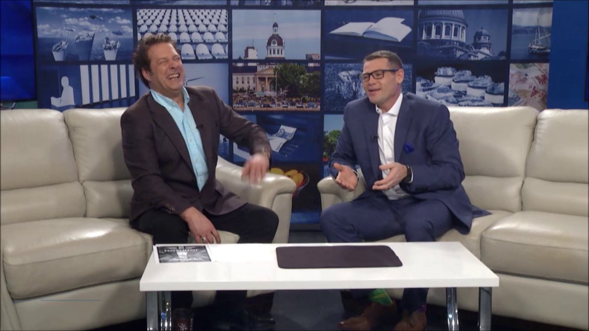 😂😂Join us for the command performance of "Astonishment &amp; Wonder!" on Sunday, January 19th and see what this laugh is really about!

🎟Tickets and information available now at  KingstonMagicTheatre.com!!!

#awesome #livetheatre #ygk #KingstonMagician #magic #RETWEEET