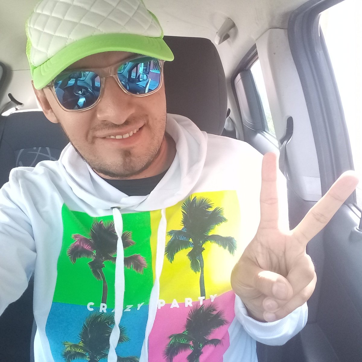 AvilaGuchy's tweet photo. ✌😎❗ https://t.co/wKIiBz28Zh