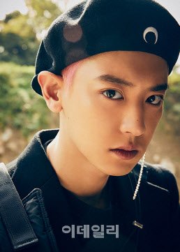 CHΛNHome찬열1127 (REST) tweet media
