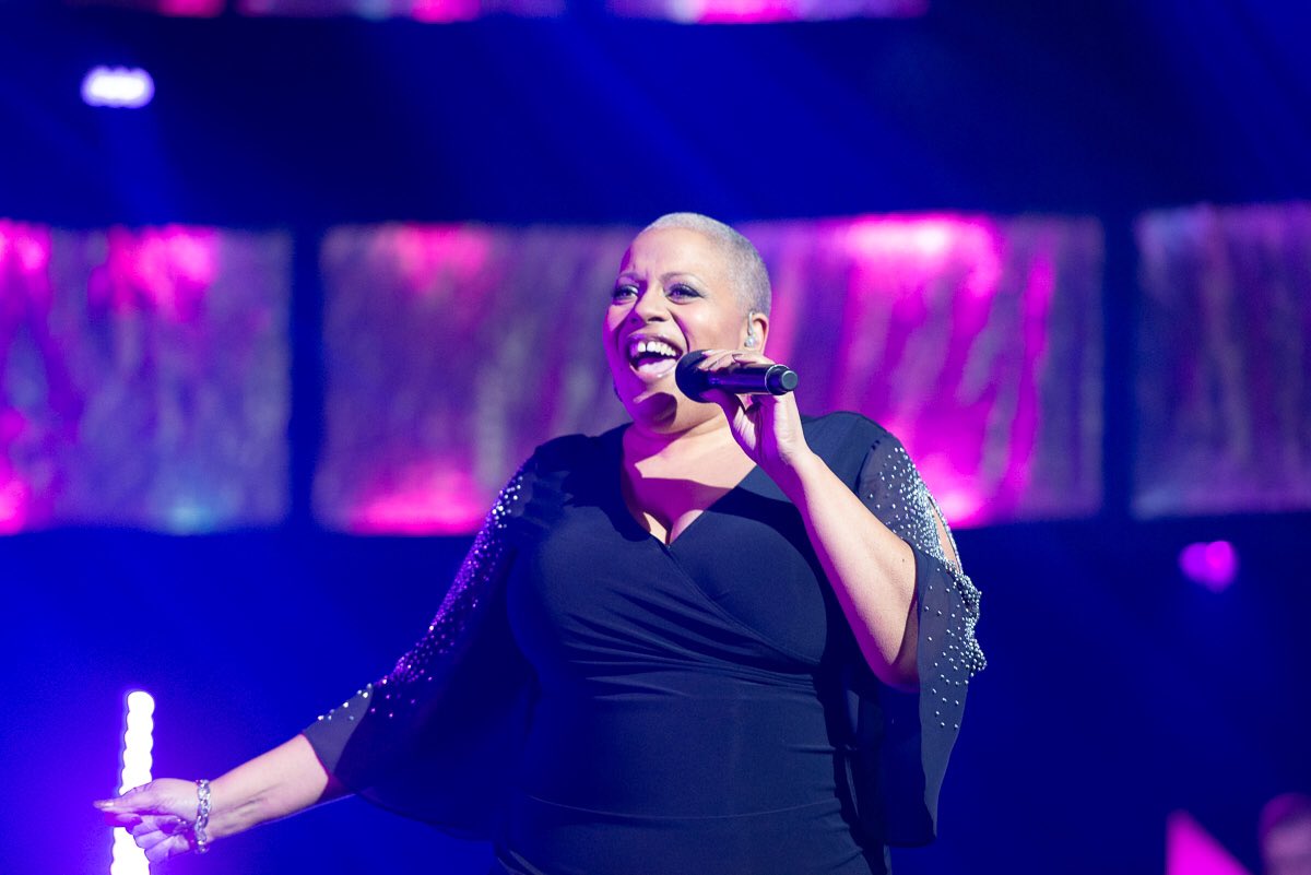 La légende Kim Richardson enflamme la scène du <a href="/CasinoLacLeamy/">Casino Lac-Leamy</a>! 🔥🤘#Celebration2020