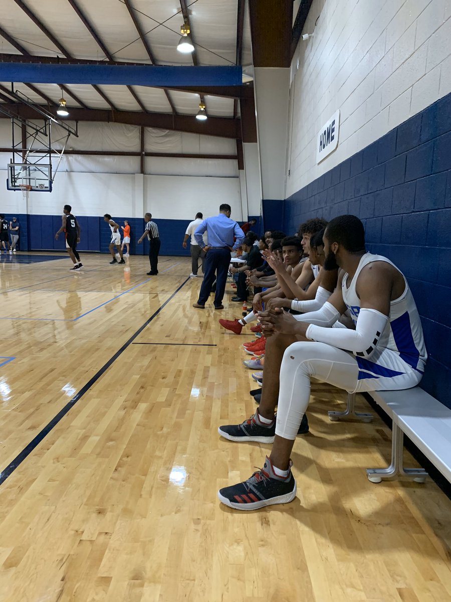Hard fought win for the guys vs a very talented and well coached Core4 team. 

MGP 86
Core4 83 

Stat Leaders: 

@leffew_dakota 26pts, 6rebs, 4ast
<a href="/Joshnwafor_34/">Chukwuebuka Nwafor</a> 11pts, 11rebs, 3blks 
<a href="/_cjhood11/">🇺🇸</a> 9pts, 4rebs, 2stl
@ElloieRashad 11pts, 4ast
@RIXH1REESE 10pts, 3stl