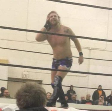 zhendrixbrand's tweet photo. New year mean new gear right? Been waiting awhile to show off this beauty, what are your thoughts? Thank you @BreakKnyteCRT for my amazing new gear!
#outlaw #chaos #nomad #newgear #prowrestling #indywrestling #alwaysreadyforafight #journey #staytuned #celebrateprowrestling https://t.co/NEh1CZm27Z