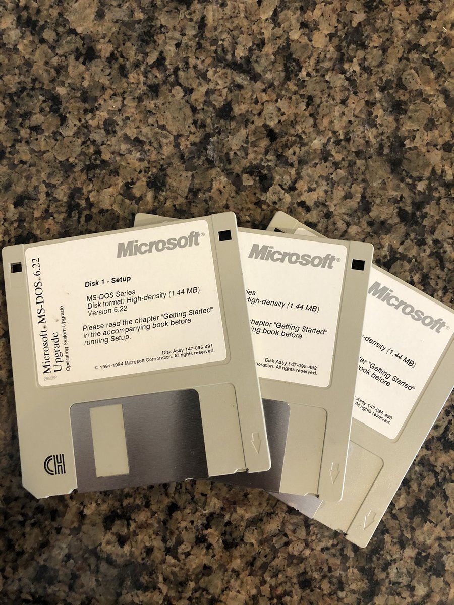 mike_crones's tweet photo. 60+ degrees in Boston during January makes you kick into spring cleaning mode...found some classics that need new homes.  DOS, Win NT floppies and some really hot Compaq  Smart Start CDs! https://t.co/ZDJdbq3uL3