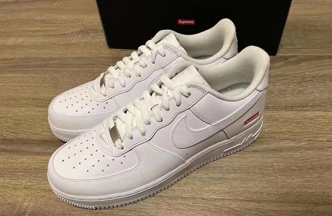 KickstyleC's tweet photo. Nike X Supreme Are teaming up and releasing these New Air Force 1 lows coming in April👀👟 #Nike #sneakers #Jordan #supreme https://t.co/icNIzRLfX2