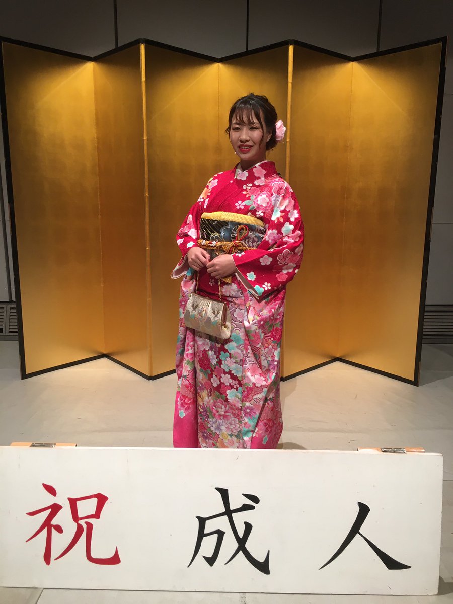 渡辺桃 等身大タペストリー 渡辺桃 等身大タペストリー 4/23限定セール！ スターダム 渡辺桃