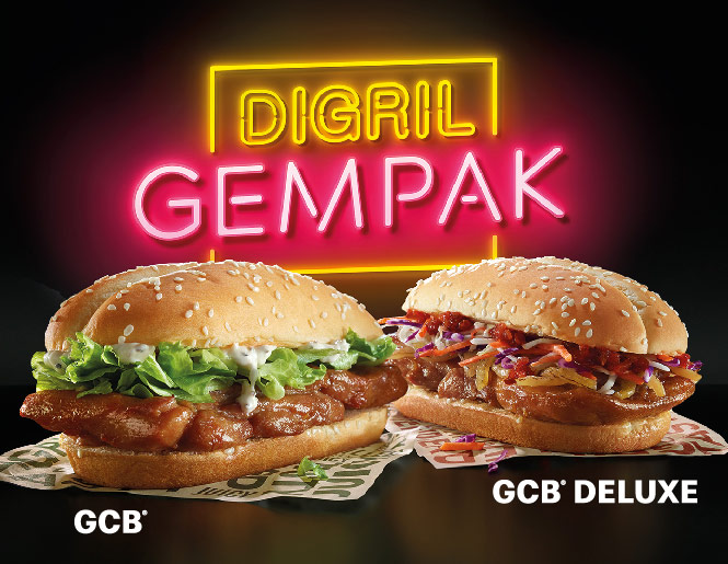 8. VISUAL ADVERTISEMENTKalau kat dalam McD, sekarang ni siap ada animation dekat advertisement board. Yang effect burger keluar asap tu. Fuh! bila terbayang pon nampak sedap dah.