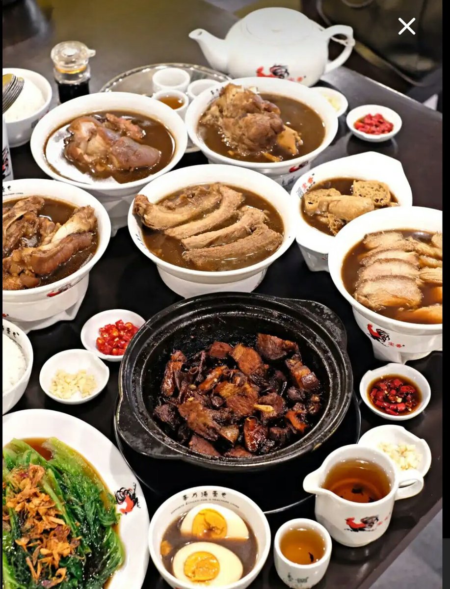 @RoseMYNO93 Try out SOUP GEARBOX for some extra oomphh, MUTTON VARURAL for spicy flavoured meat and BAK KUT TEH herbal flavoured meat .. You'll not regret this! MEAT DAY! 
Picture cr google
@yg_winnercity @official_yoon_ @official_hoony_ @official_jinu_ @official_mino_ 
#WINNERCROSSTOURinKL