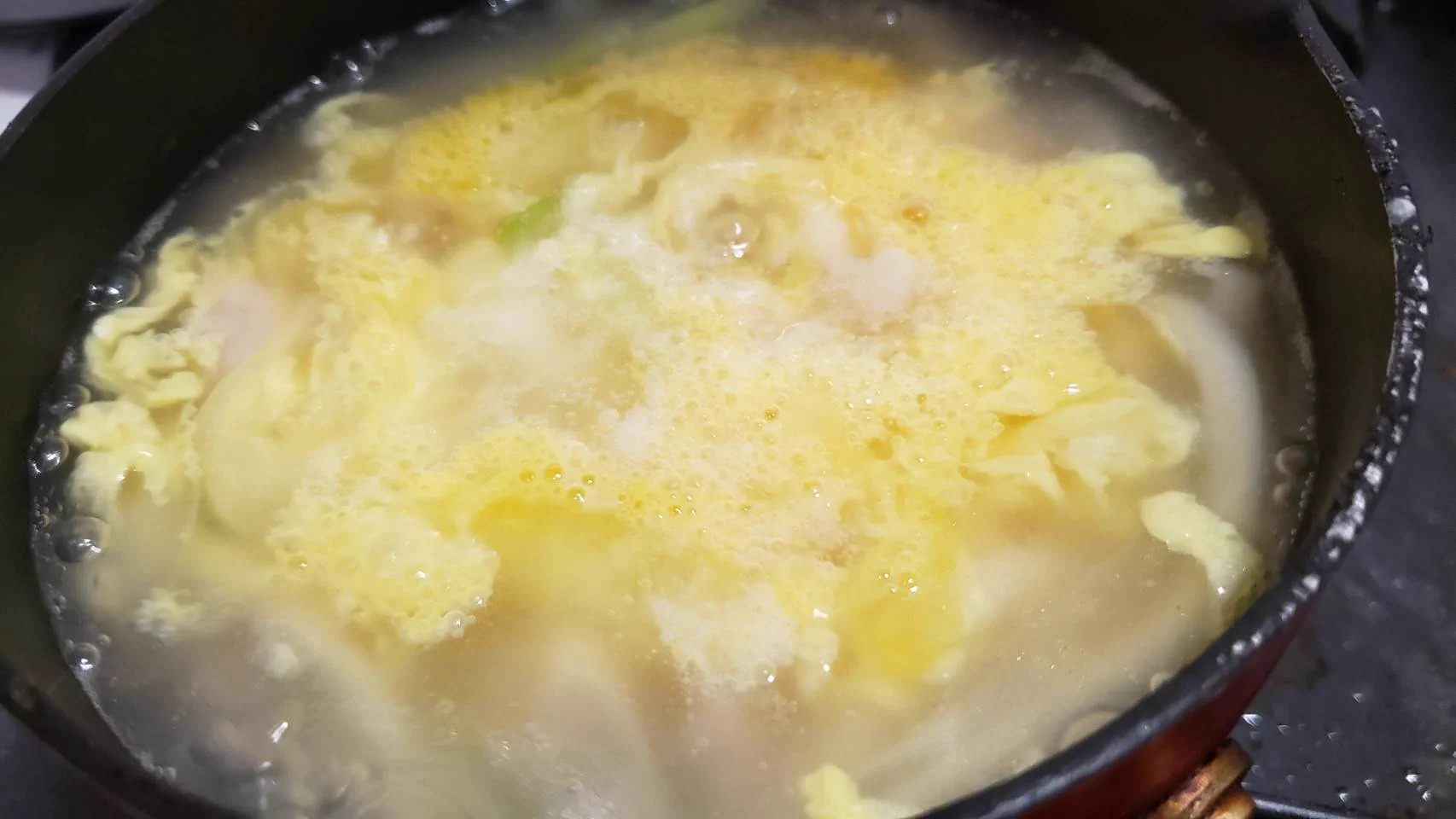 風邪を引いた時や胃が疲れている時におすすめ！とっても美味しい「塩親子うどん」のレシピ！