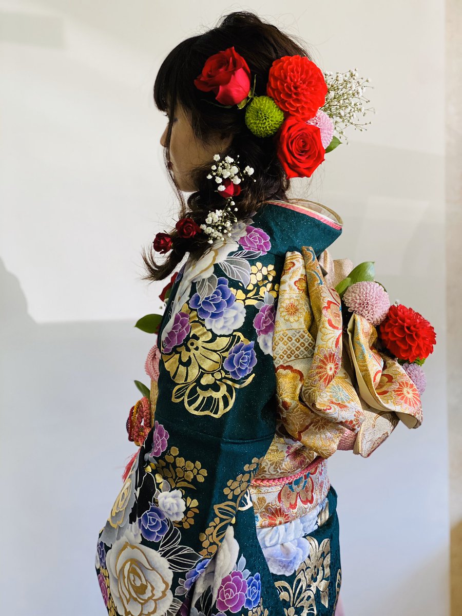 kan_yui's tweet image. 今日も終わったpart2

#成人式
#hair Salon
#Rootes
#salon
#おめでとうございます

Rootesの影カッコイイ❤️💕❤️