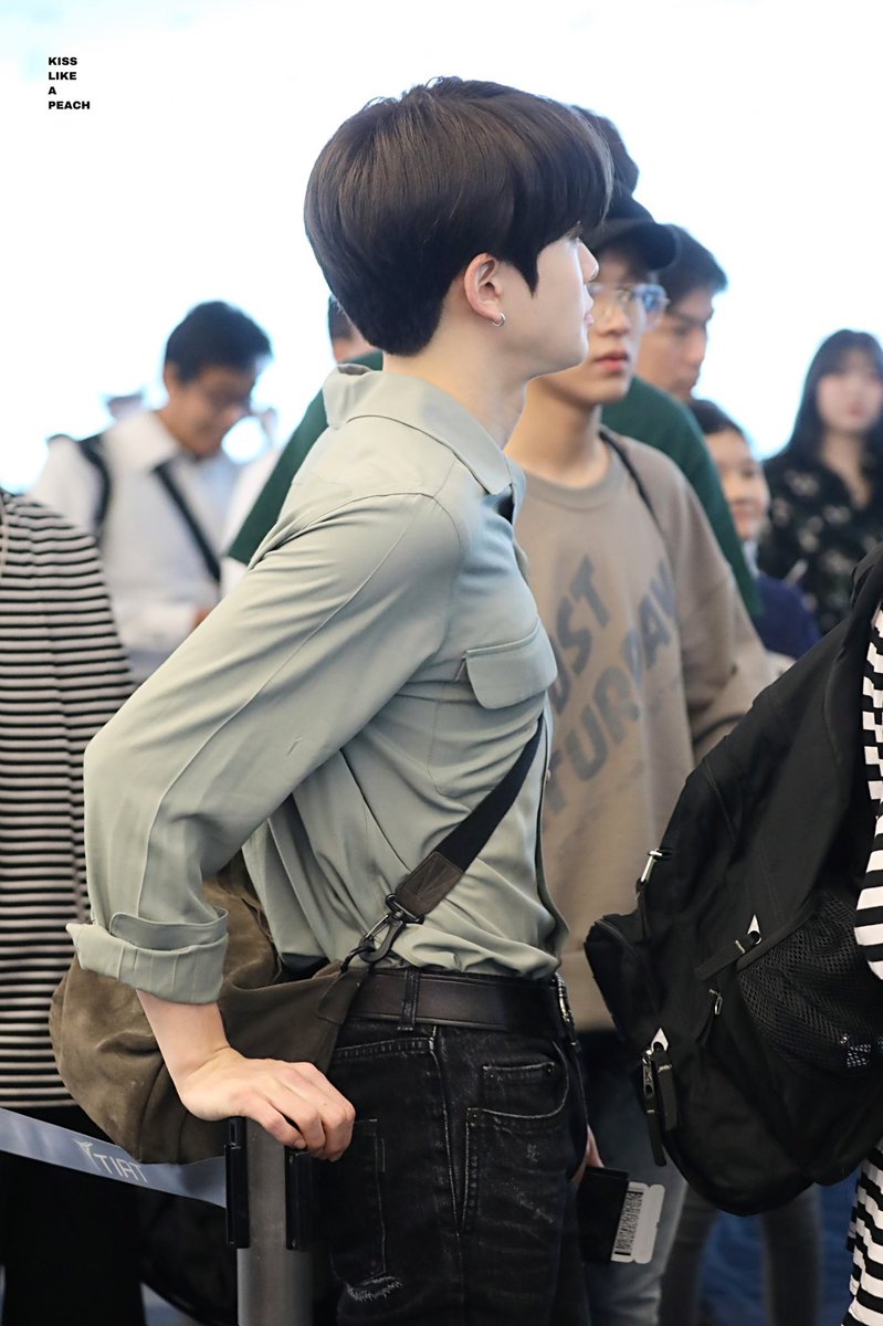 190924 cr.kiss like a peach