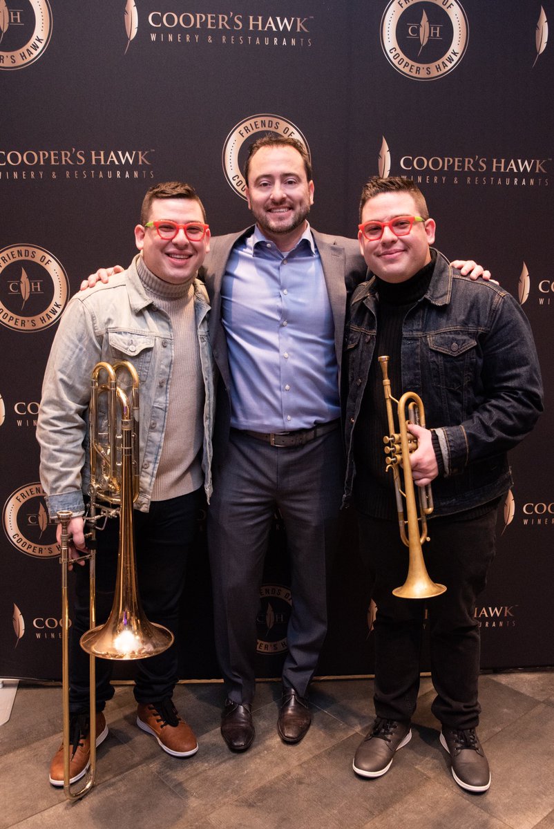 CHWinery's tweet photo. Our first #FriendsofCoopersHawk at #CoopersHawkEsquire was a success thanks to the talented @PotashTwins! https://t.co/O4FH4NxZxT