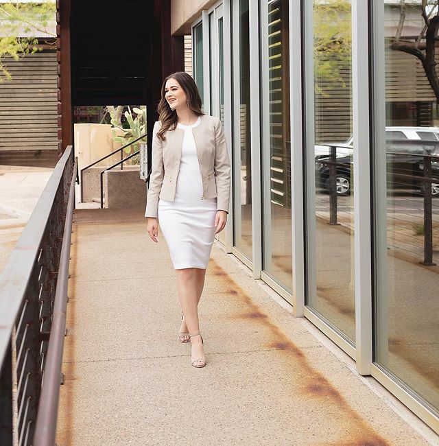 MissGilbertAz's tweet photo. How I’m walking into my last semester of undergrad ✨ chin up, head high, and one foot in front of the other. I’m truly proud of myself for being able to carry an 18 credit course load, all while working full time as a Paralegal and continuing my serv… https://t.co/ns8z8nAsDR https://t.co/dAX5PoLwTq
