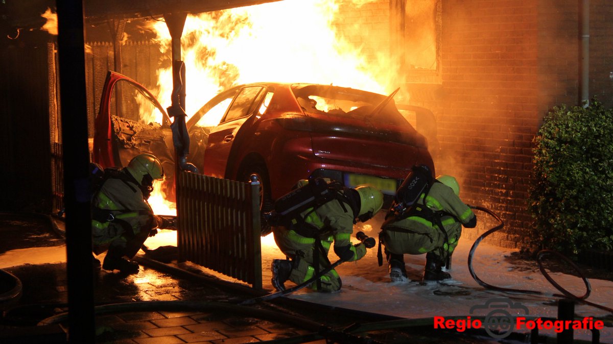Melding voertuigbrand Rietzangerweg Apeldoorn