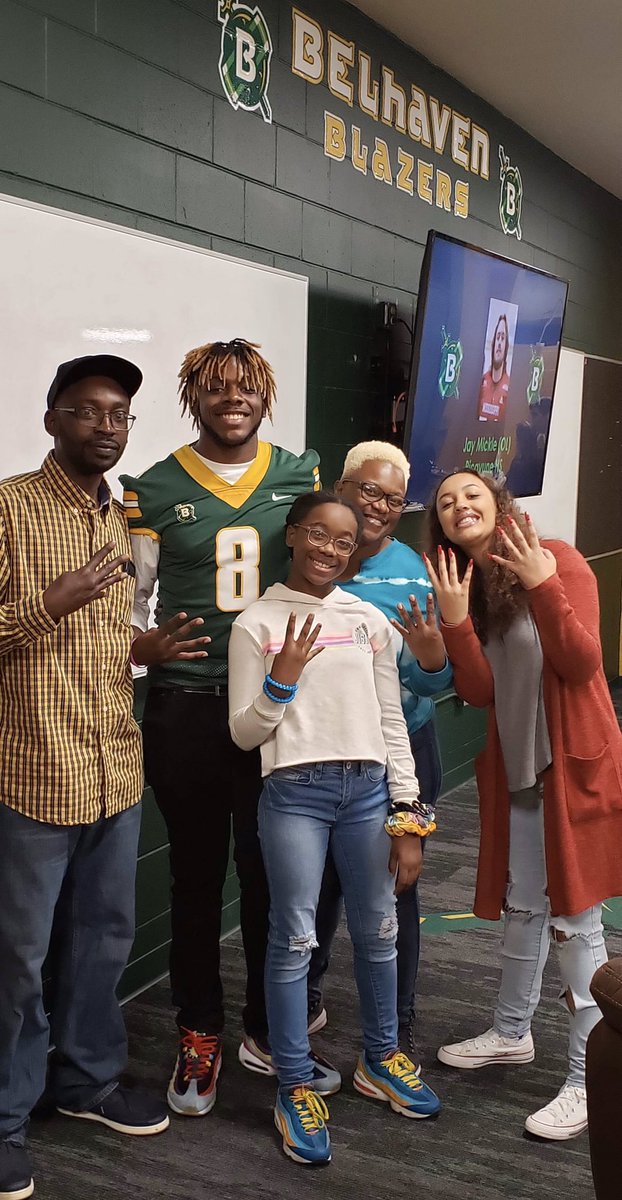 DaReal_K5's tweet photo. I am blessed and highly favored to have had an amazing visit at @BelhavenU I can’t wait to begin my journey @BelhavenU and become a better man. @BelhavenFB @CoachStew_BU @MasterDavis5 #Home #BUbound https://t.co/u1CjvQUfSG