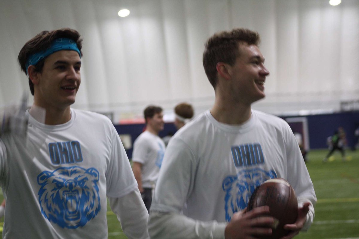 OhioBears's tweet photo. All smiles for being 2-0! #Beardown https://t.co/qFxLVhayg3