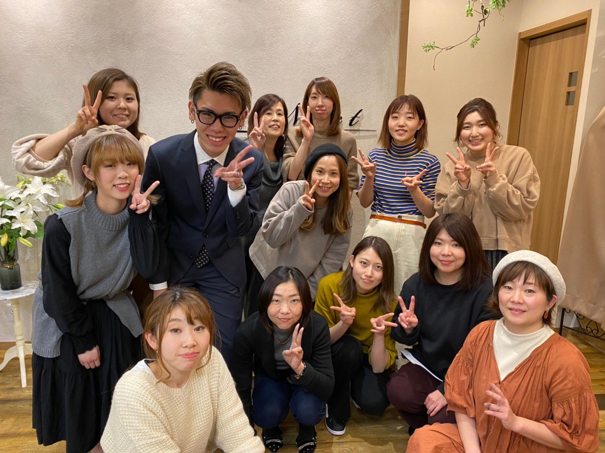 Yu_saku210's tweet photo. 1.12 越谷市の成人式でした
会社でも祝っていただきました😭

ありがとうございました

昨日で遊びはもう終わり
あとはもうやるだけ。
本気で頑張ります🔥

#越谷市 #令和2年 #成人式 #美容室 #tnext https://t.co/qh6jNcFpaG
