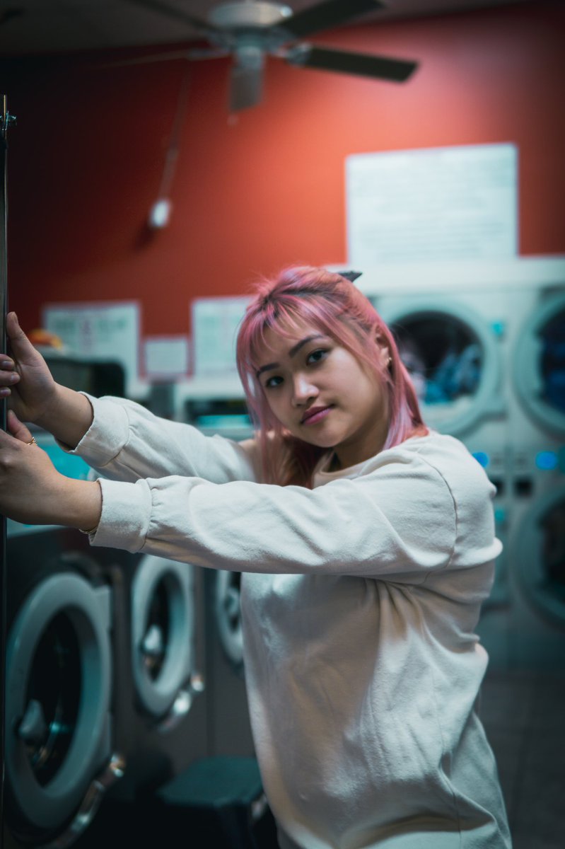 Lasffera's tweet photo. Kinda obsessed w these pics from the laundromat. S/o to my dear friend @ninjason17 #uglylocationchallenge https://t.co/bE7QbtZxYE