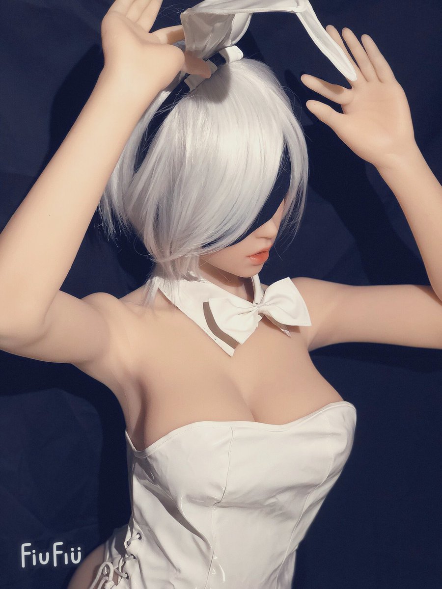 10LUX25's tweet photo. #ラブドール
#ラブドールコスプレ部
#2B
#バニー
←before after→ https://t.co/eJ8HKoMzKp