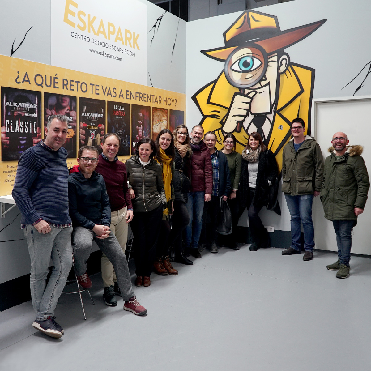 eskapark's tweet photo. Los compañer@s de @via_exterior  vinieron a visitarnos y aceptaron el reto de eskapar de nuestras cárceles... Consiguieron fugarse, pero deben andarse con ojo, sabemos donde localizarlos...😉

#retosuperado #fugaexterior https://t.co/z2PUboAC8x