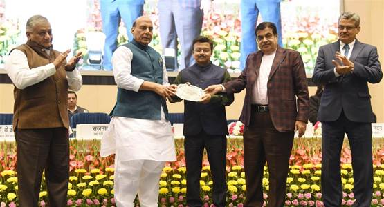 PIB_India's tweet photo. @rajnathsingh @nitin_gadkari @MORTHIndia @MORTHRoadSafety IRAD project launched to perform analysis for improvement at accident-prone areas

The project will enhance analytical capabilities based on international best practice.

Details here: https://t.co/YW96d34wlg https://t.co/nw32qyoCtm