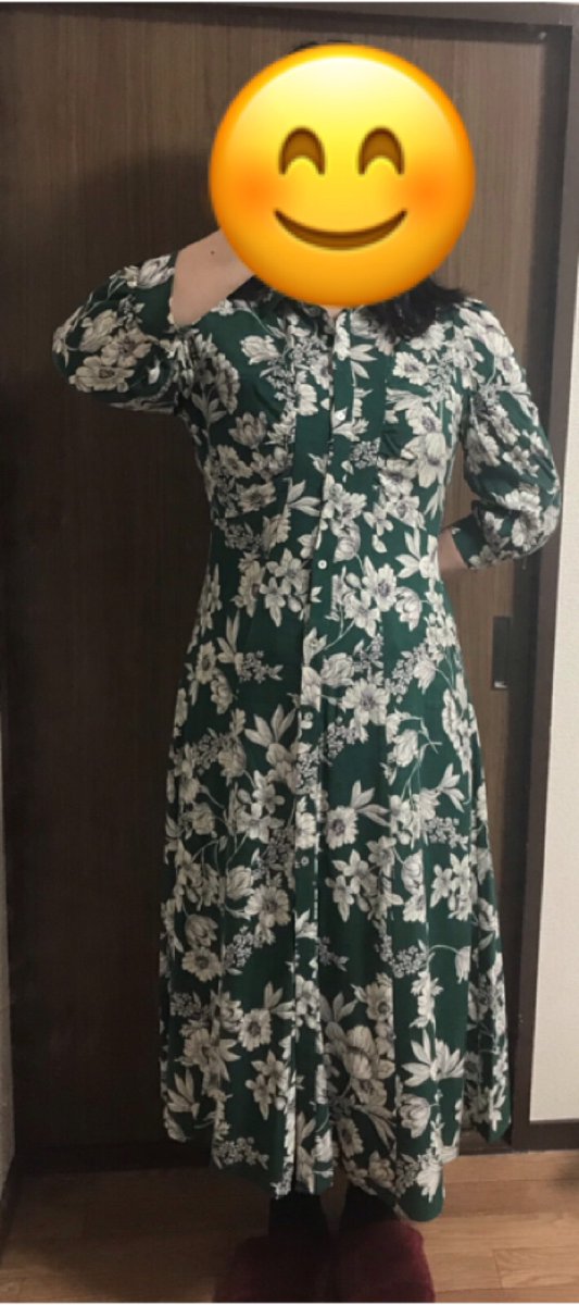 かりんご 元鈴木さんのコルセットビフォーアフター ピッタリしてないワンピースでもやっぱり差は出るなぁ シャツ系のボタンの隙間が特に 座ると黒ヒートテック丸見えだけどコルセットつけてたら隙間ができないから 少し小さいワンピでも着れた