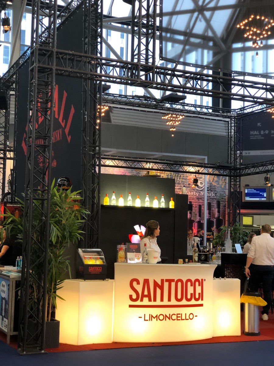 We zijn er helemaal klaar voor! #horecava2020 <a href="/monnikdranken/">De Monnik Dranken</a> 
Kom Santocci proeven en beleven, puur of in de waanzinnige Italian Charmer Cocktail. Stand 11.240
Salute!
#santocci #horecabelike #madeinitaly #demonnikdranken #horecava #salute #amsterdam