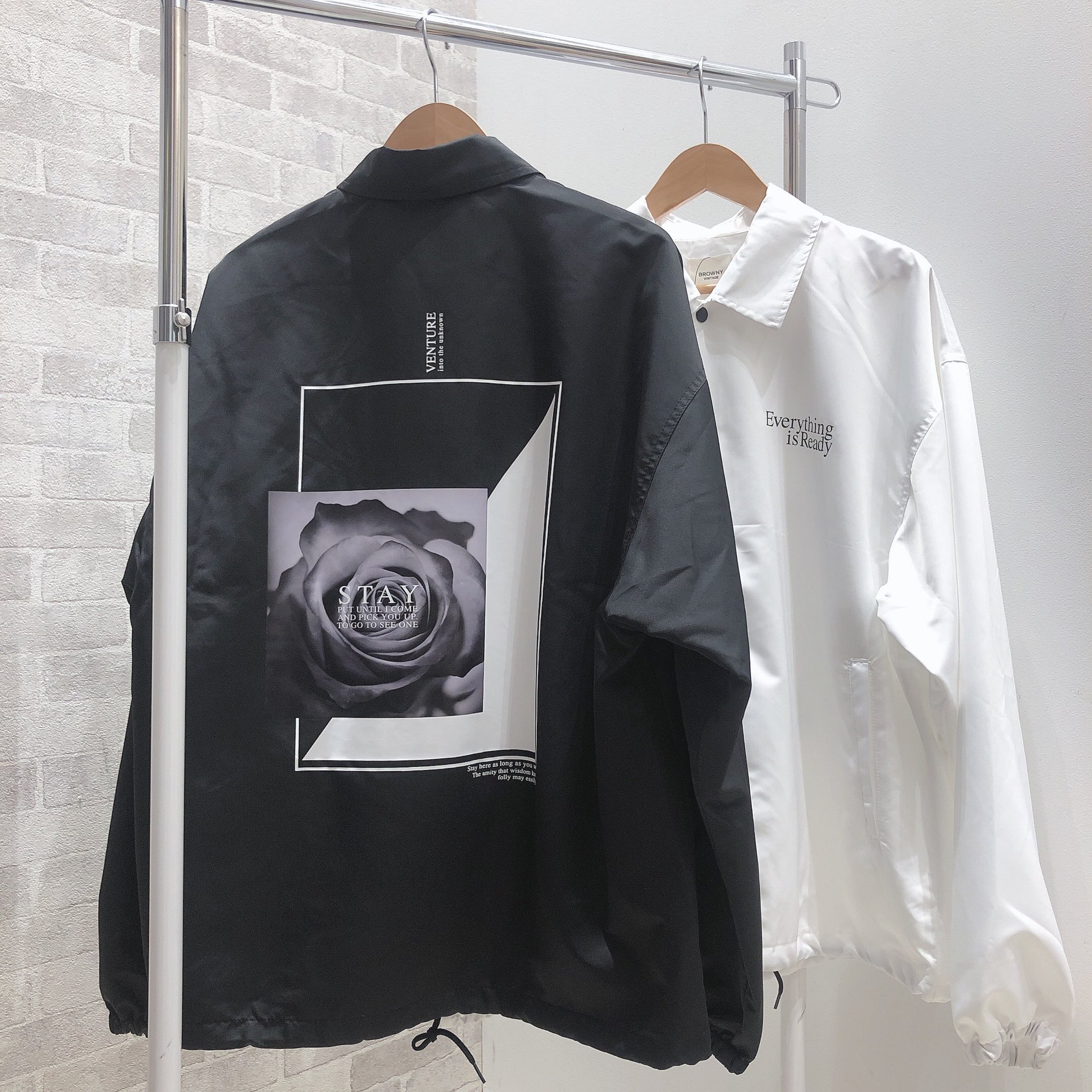 Wego 沖縄エリア 浦添パルコシティ メンズ新作アウター入荷しましたあ バックプリントデザインが めちゃめちゃかっこいい 春先まで使える薄さなのでおすすめ 是非この機会に 4 999 Tax Wego メンズアウター T Co Kkqkrlrl2l