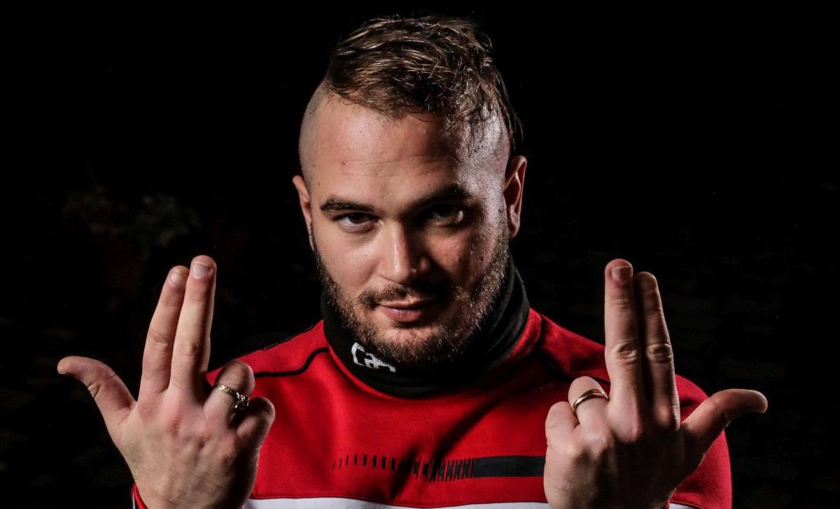 RAPLUME on Twitter: "🚨 D'après une affiche de promo de l'album de Maes, Jul & Booba seront sur « Les derniers salopards »… "