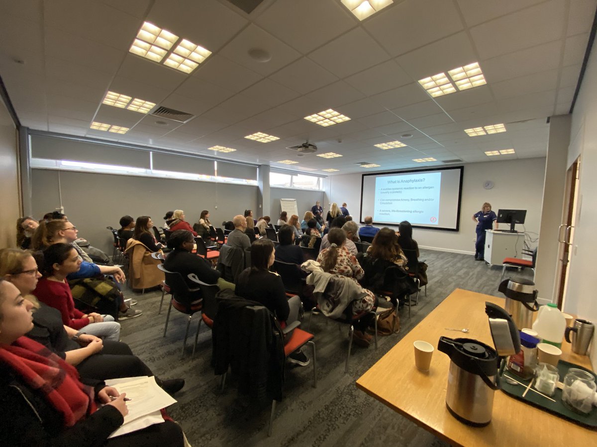 DPandRT's tweet image. Trust Welcome for the masses!
We welcome 33 new starters to the Trust by induction and key life support information (and of course completing your Basic Life Support annual training!)
#savealife #cpr #sepsis #anaphylaxis #doubletwodoubletwo