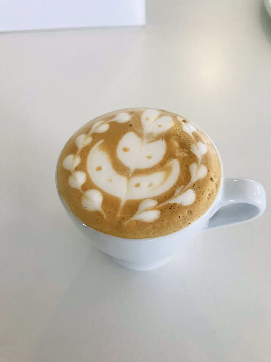 dassue's tweet photo. Me, coffee and money #powerfulCombo #becausethehustle https://t.co/kdPMg0EOfd