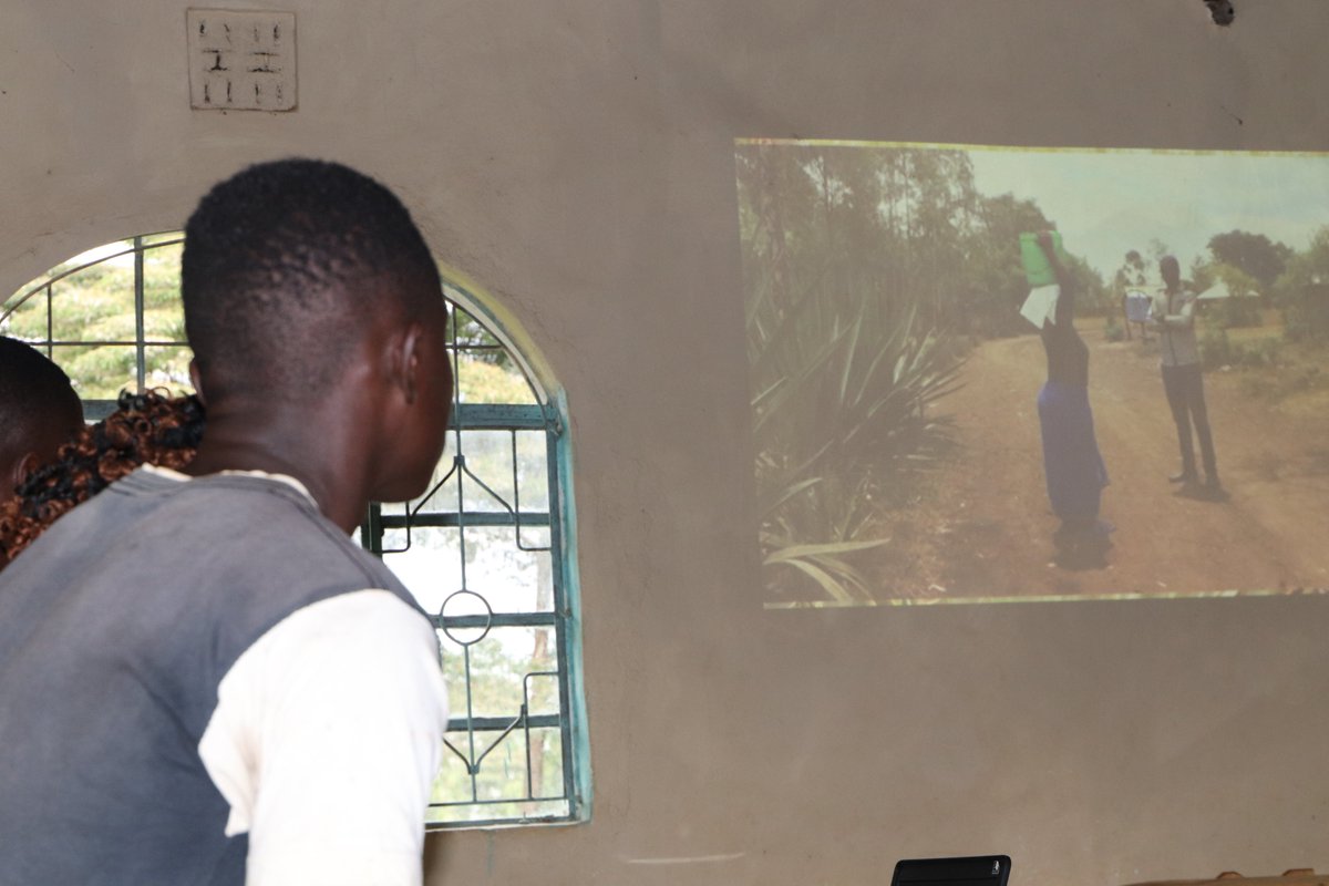 nick_oketch's tweet photo. SRH service provision thru' recreational activities like Cinema-shows has great potential in bringing youths together. Such interactions help in sparking conversations around emotive SRH issues and leads to increased uptake of SRH Healthcare services.#WeAskLucyBot, #DemandQuality https://t.co/jWo8vFL9uO