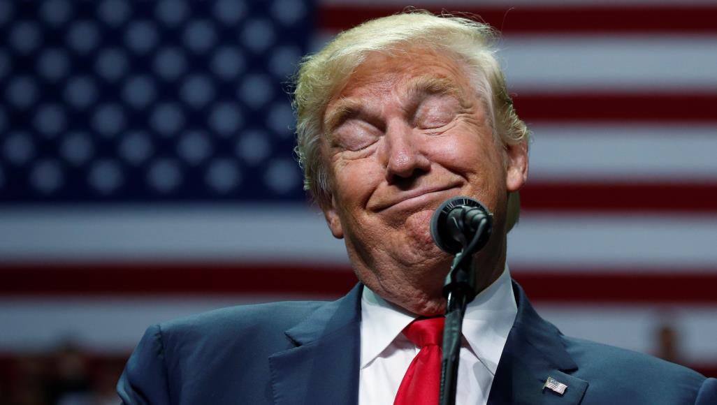 عُدَّهَاٰ أَيَّاٰمُكَ مَاٰ هِيَ إِلَّاٰ بَدَدْ
وَافْتَخِرْ بِجُنْدِكَ إِنْ هُوَ إِلَّاٰ عَدَدْ 
لَٰعْنَةُ اللهِ عَلَىٰ وَاٰلِدٍ وَمَاٰ وَلَدْ