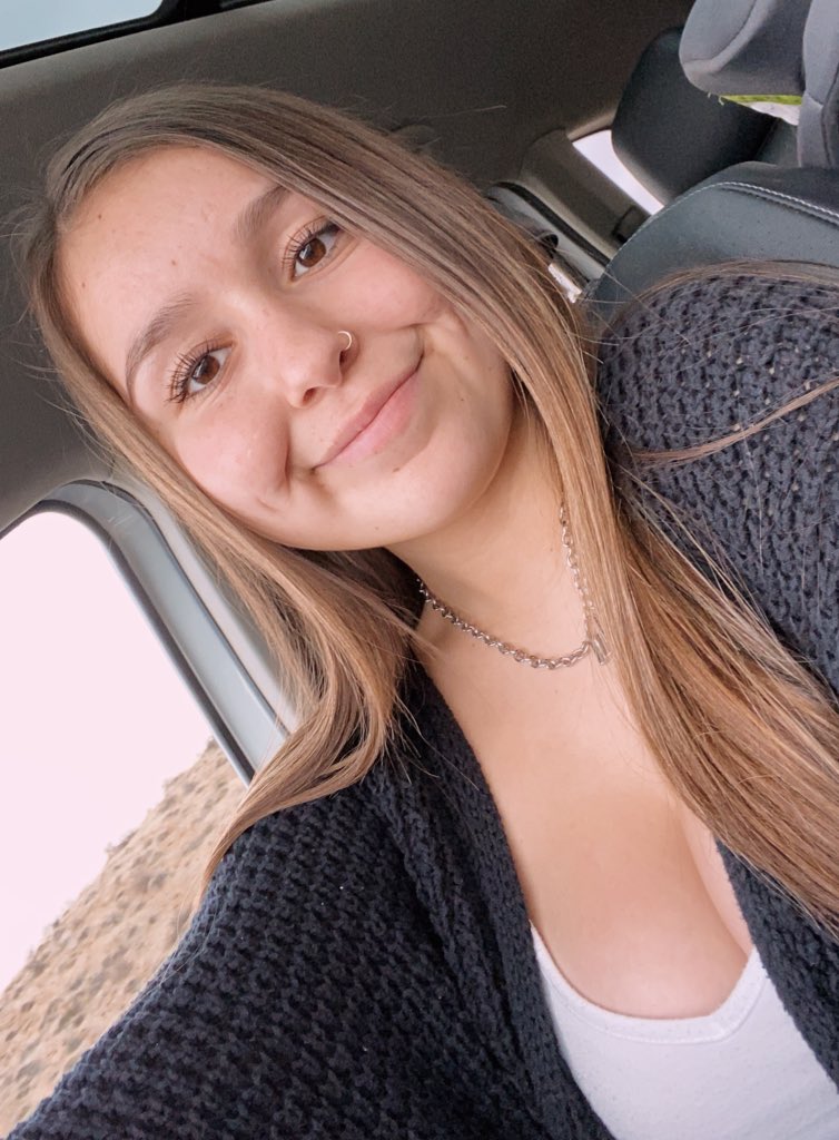 DestineyLopezz's tweet photo. been awhile https://t.co/K7C2MvH4Hy
