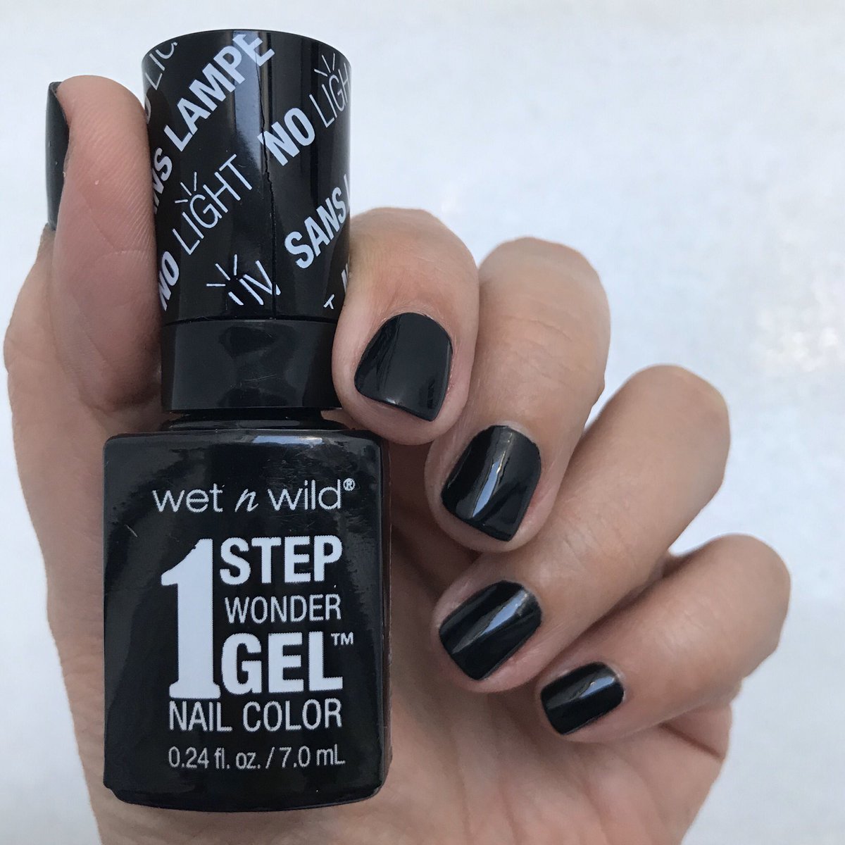 Emiliateacher Auf Twitter Unas Para La Semana Power Outage De Wet N Wild Es Un Negro De Acabado Crema Precioso Dos Capas Finas Y La Opacidad Es Absoluta Me Tiene Enamorada Este