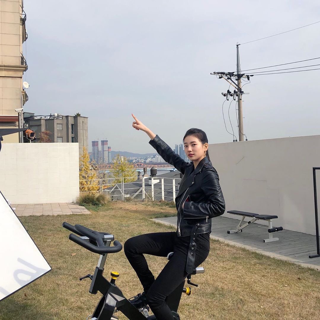 Sandrapui97's tweet photo. 這就叫 “有事沒事發 秀智✨”
This is what we call “Busy or Free, Just post @Suzy “

https://t.co/Gabega2Pgt
#suzy #lancome #asianmuse https://t.co/bJc6dVDlga