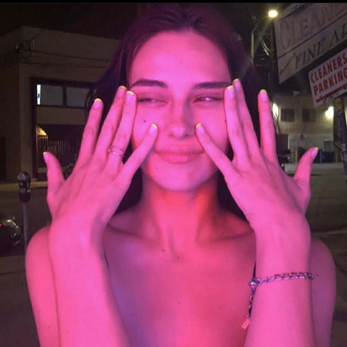 GOTHGiRLALEX's tweet photo. Night 001 in Greece; Alex managed to get m*lly into the country and has been high for hours. Such a fabulous beginning to such a beautiful vacation 🦋😌👻 #TOWNSELFIES https://t.co/GAwQN178aJ