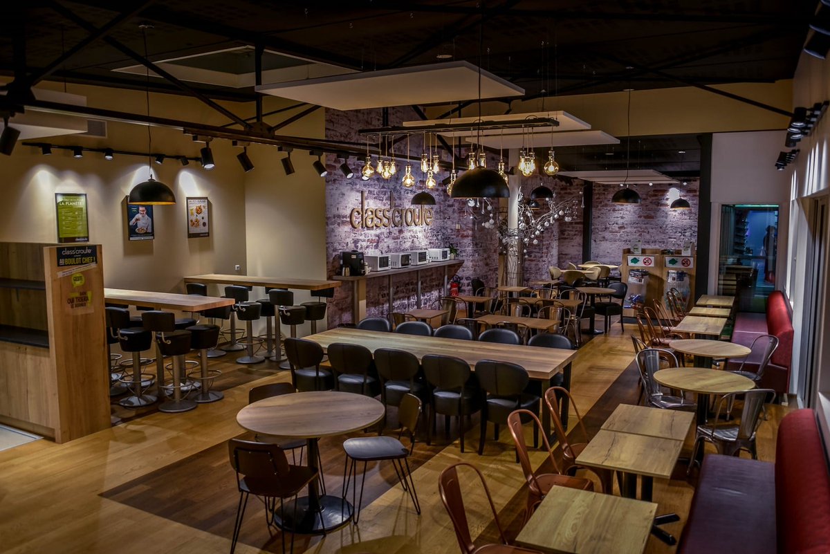 class_croute's tweet photo. Découvrez dans certains de nos restaurants, un nouveau look moderne et chaleureux 😊 Alors vous likez ? ❤️ 

(C)Sébastien Carles
#newrestaurant #décoration #carquefou #food #classcroute https://t.co/7nNsW1xnJ1