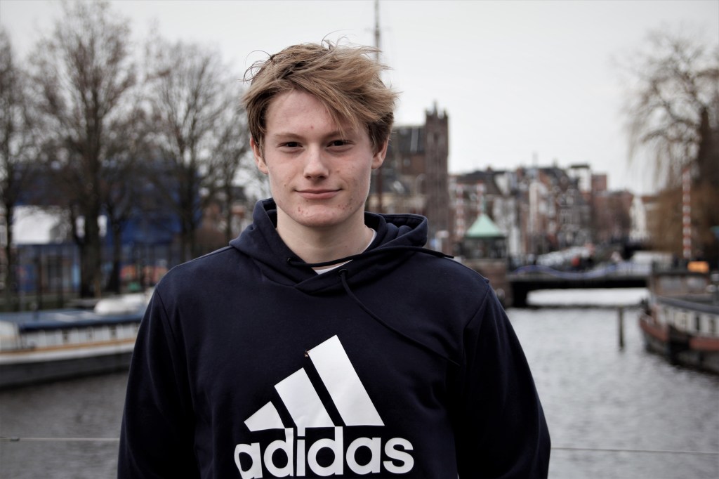 nlroei's tweet photo. [U19serie, deel II] Jelle Bakker: ‘‘Iedereen zou aangespoord moeten worden om te gaan roeien’’ https://t.co/B7hQpG9neL https://t.co/UgjsrFN446