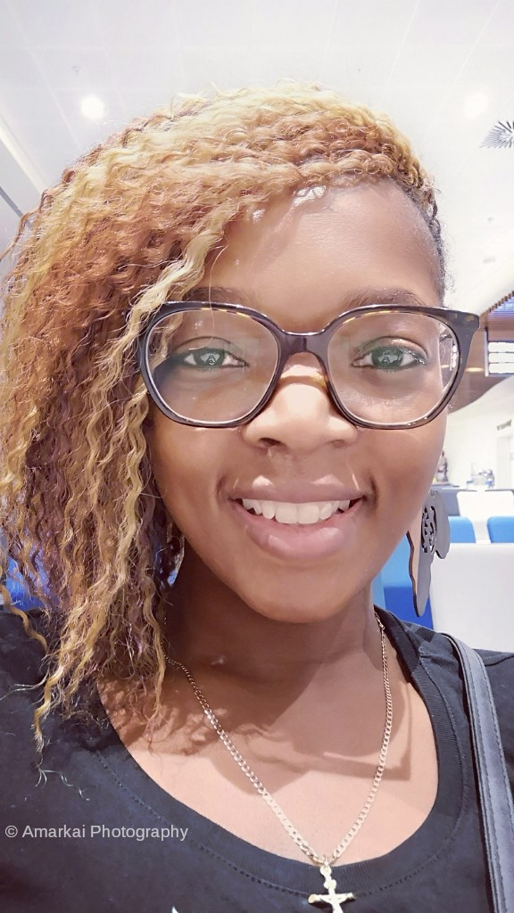 amarkaiphoto's tweet photo. According to a Marmite Study in 2011, most Brits won't smile until 11:16am. How depressing!

Whatever time you see this post, SMILE! 

Drop a 😊 in the comments too. Let's spread the love.
------------
#amarkaiphotography #photography #photooftheday #london #huawei #smile #monday https://t.co/xU0CekriAp