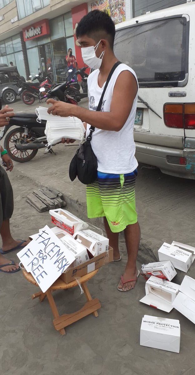 gigiesguerra's tweet photo. Though the bayanihan of our regular Filipino citizen is truly inspiring, it frustrates me to know that they’re taking the time of day to do something THE GOVERNMENT SHOULD BE RESPONSIBLE FOR. 

Hindi ba’t obligasyon ng gobyerno ang pangalagaan tayo? Nasan kayo ngayon?! https://t.co/DA9jxQrfo3