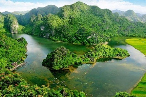 azotours's tweet photo. What's hot today???
Amazing Hanoi - Halong - Ninh Binh Tour
Price from: US$250 per person
#azotours
E-mail: info@azotour.com
Call/Whats app/skype: +84 981213915/+84 985903638
#azotourvietnam #hanoi #halong #trangan_ninhbinh # #city_tours #cooking_class #must_do #streetfood # https://t.co/TWvUbWkuzQ