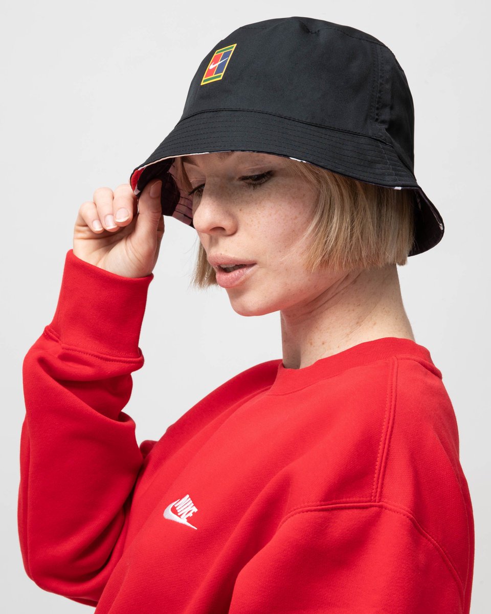 nike court reversible bucket hat